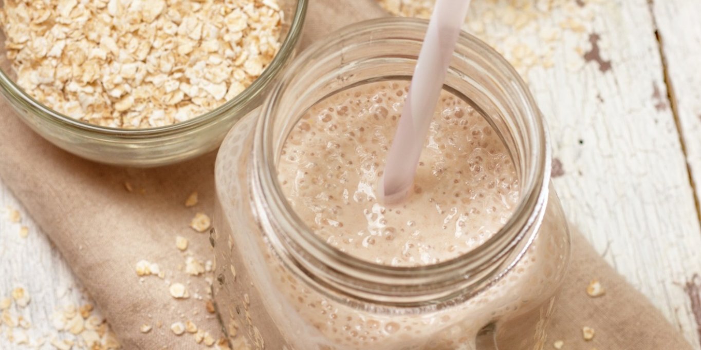 ThinkstockPhotos  Oatmeal Pear Shake