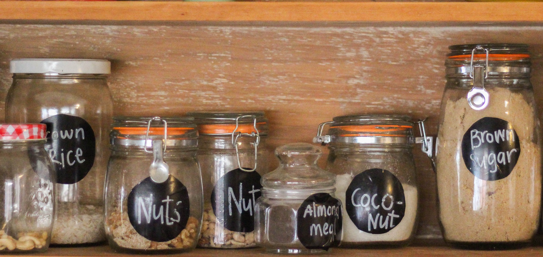 ThinkstockPhotos  Pantry Makeover Shelves