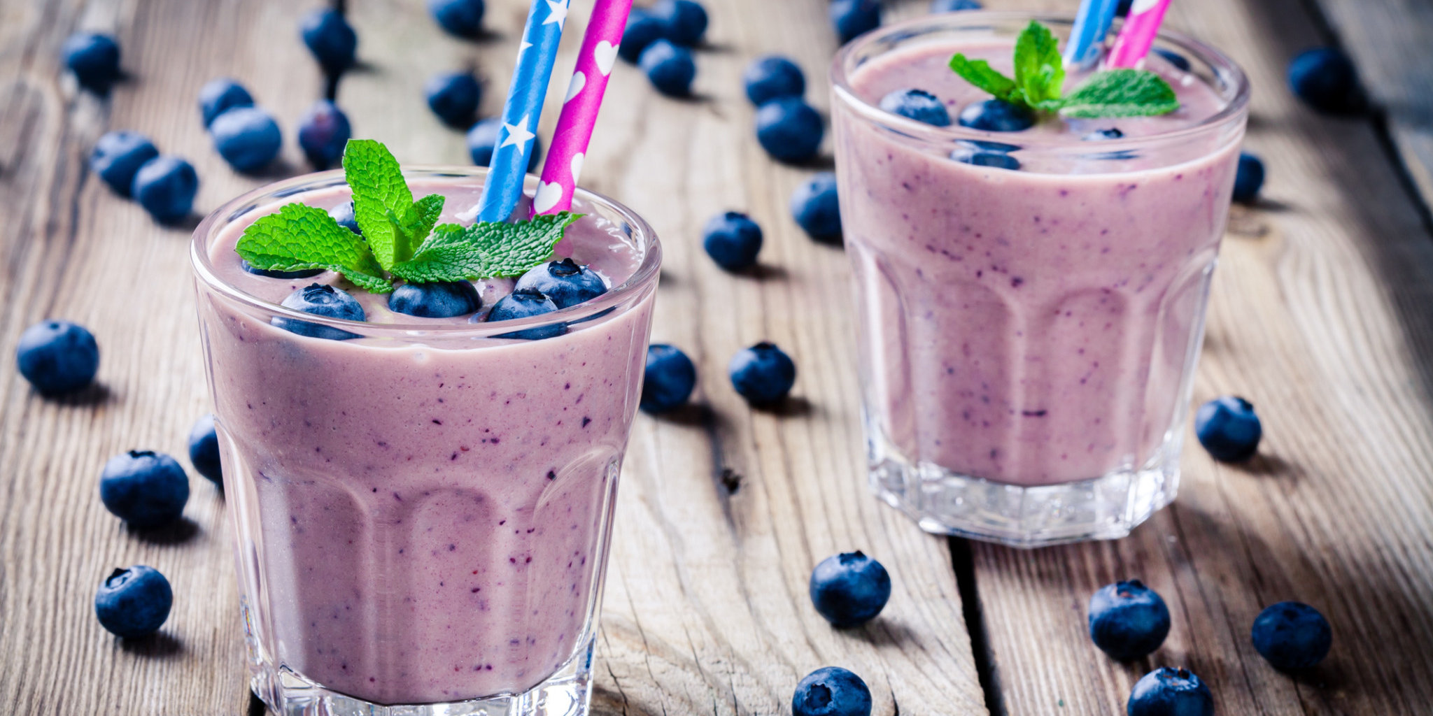 ThinkstockPhotos  Bluberry Lemon Shake