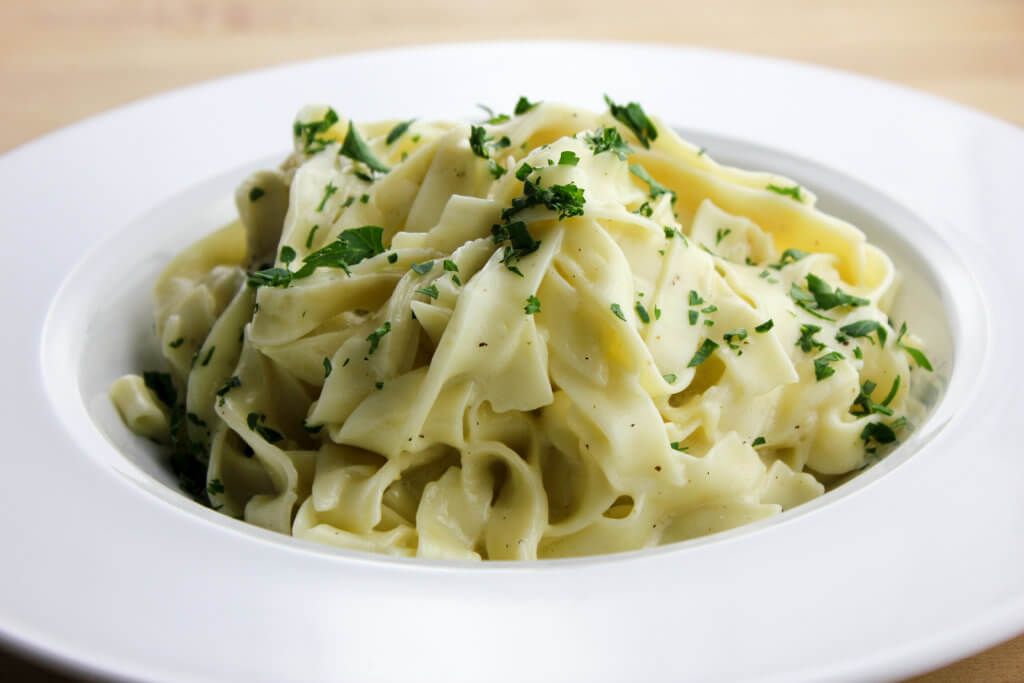 Healthy Cauliflower Alfredo Pasta Recipe