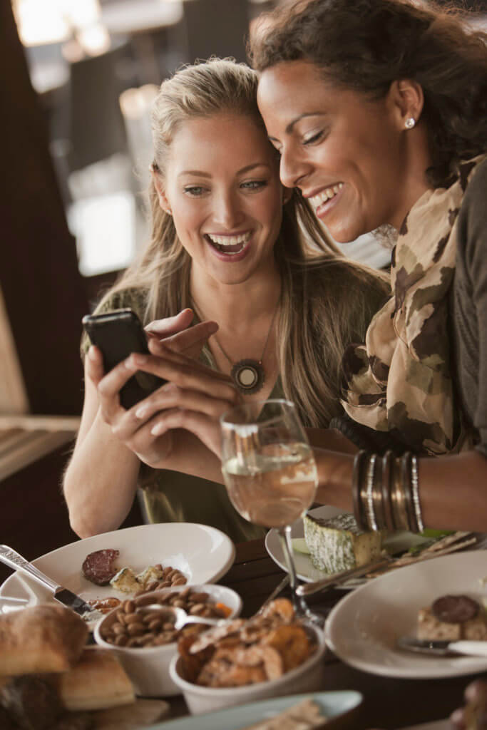 10 Tips for ordering a healthier meal at a restaurant, Shaklee Corporation