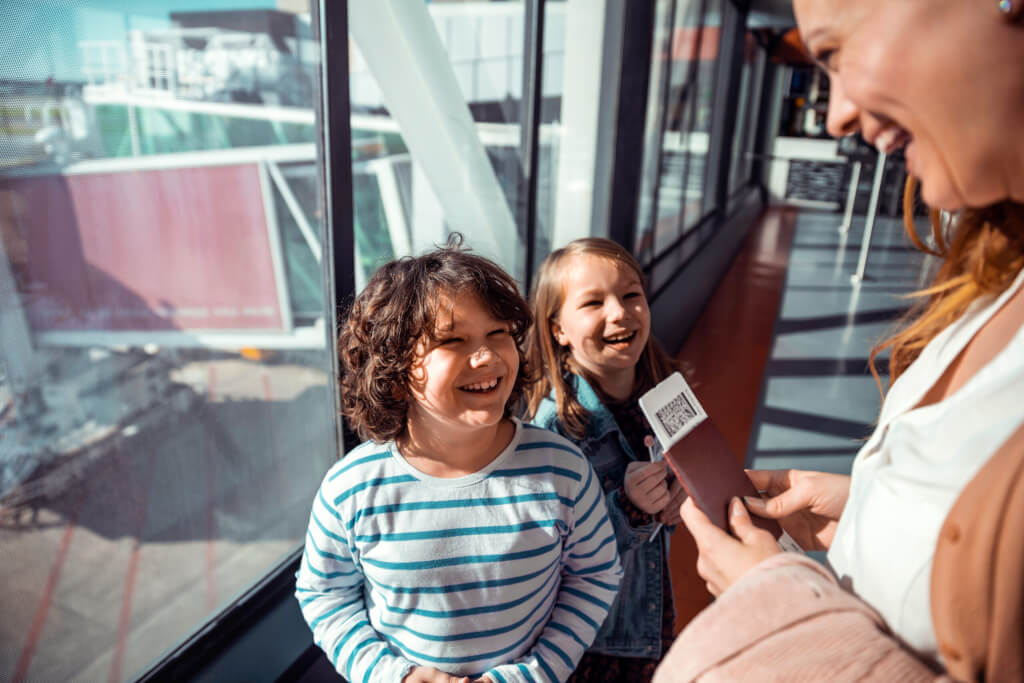 9 Healthy Travel Tips