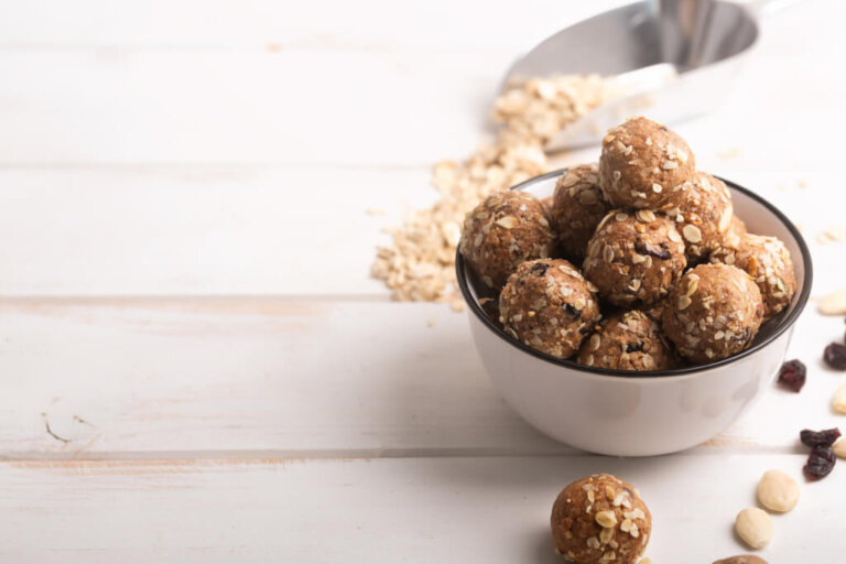 lifeshake recipes, protein bites and protein muffins