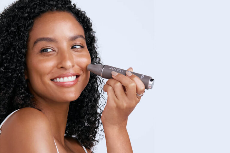 Shaklee Ageless Wands for Face Neck and Eyes